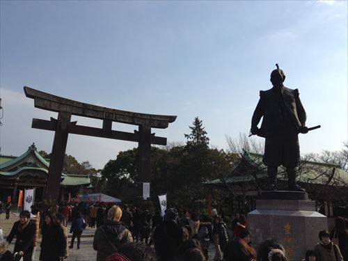 豊国神社入り口付近