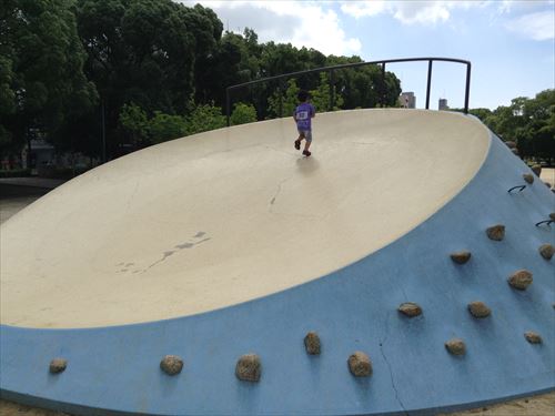 長居公園内遊具公園（遊戯広場）