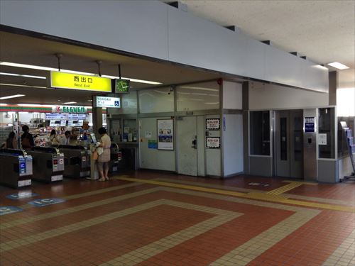 JR京橋駅西出口にあるエレベーター