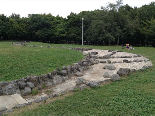 久宝寺緑地・まいまい広場・丘の上から