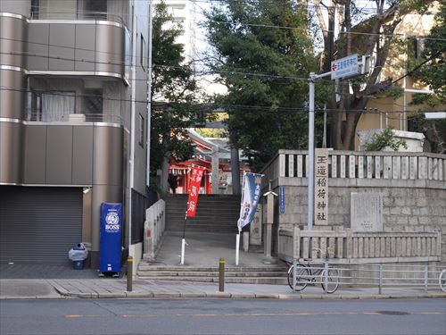 玉造稲荷神社・入り口