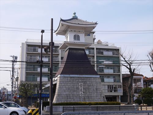 住吉公園前常夜灯