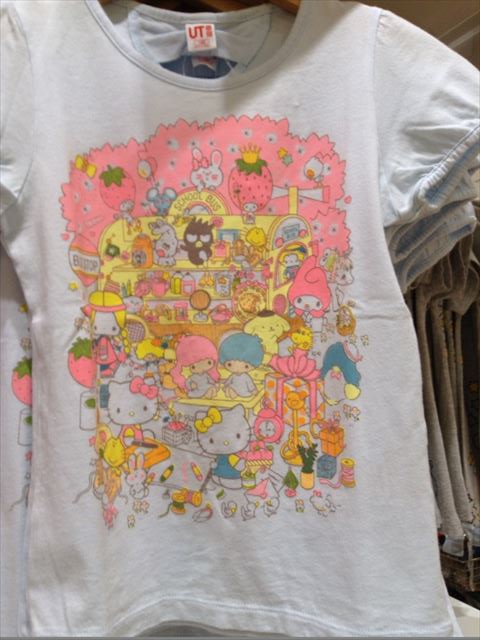 「ユニクロ×サンリオ」コラボキッズTシャツ・サンリオオールスターズ