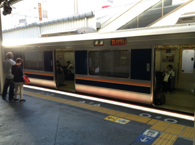 JR西日本・学研都市線の電車