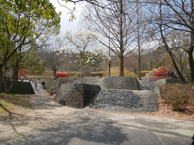 「皇子が丘公園」遊具