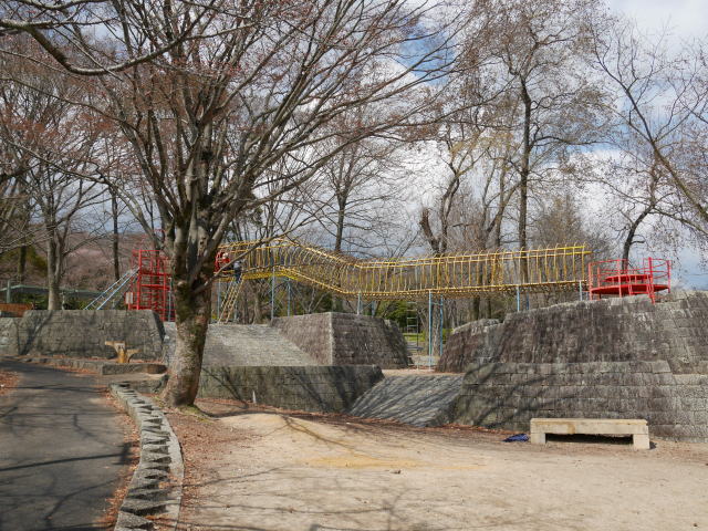 「皇子が丘公園」遊具