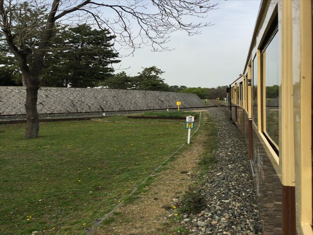 浜寺公園内の汽車から見た景色