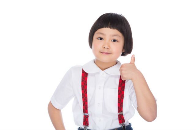 子供が成長を喜ぶ（幼児が喜んでいる）