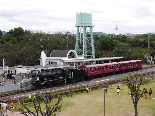 京都鉄道博物館、扇形車庫、SLひろば