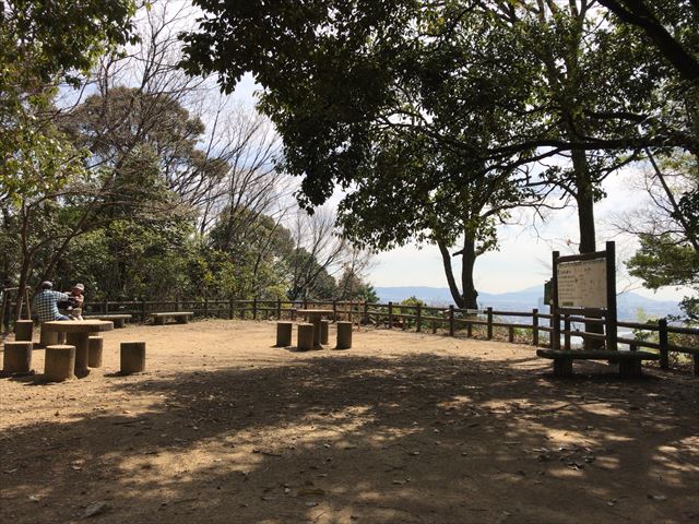 天王山登山「青木葉谷展望広場」