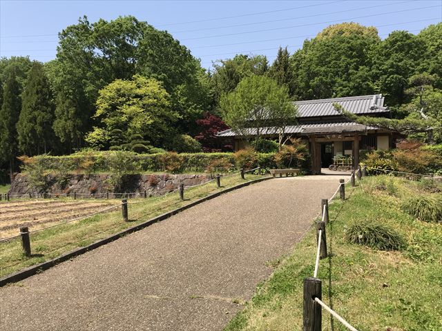 錦織公園「河内の里」の里の家