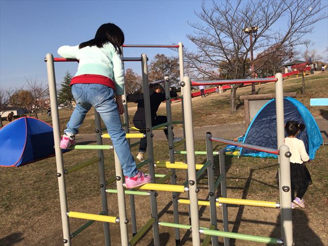 大和郡山市「九条公園」ミニジャングルジム