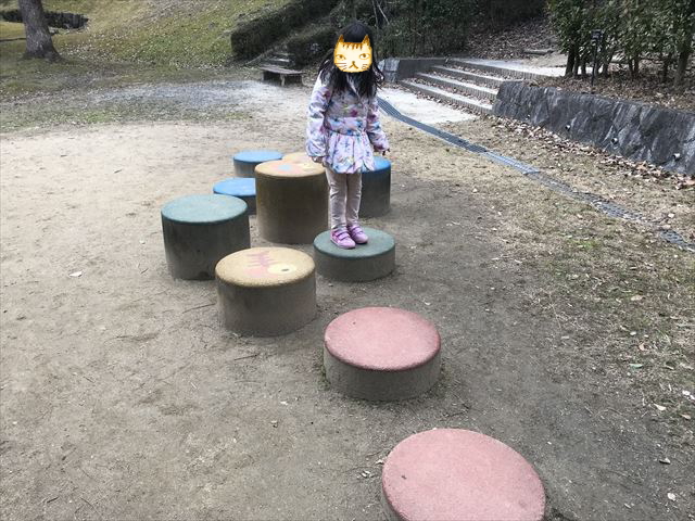 大渕池公園西地区の丸太飛び